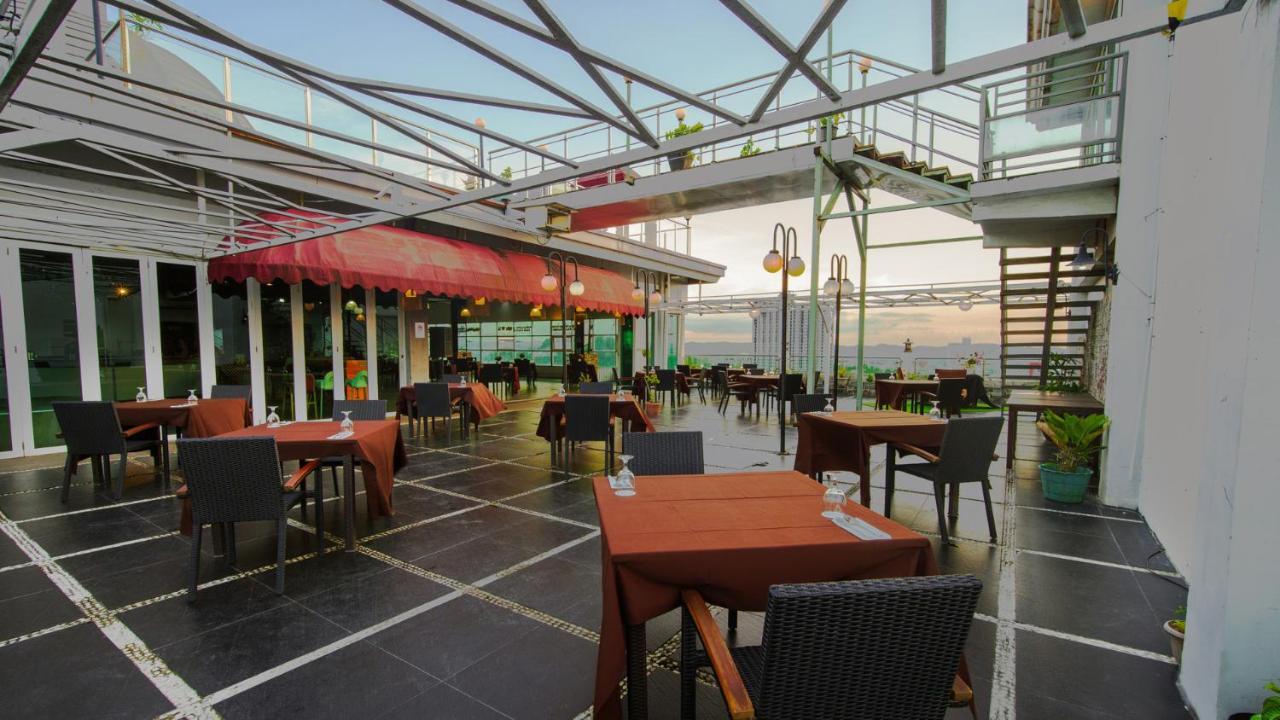 King'S Hotel Nagoya Batam Exterior foto
