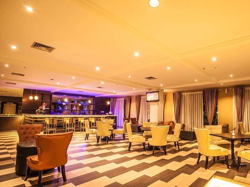 King'S Hotel Nagoya Batam Exterior foto
