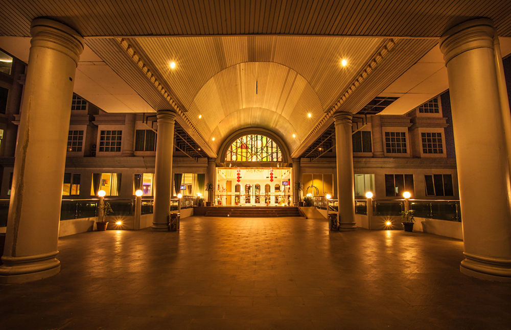 King'S Hotel Nagoya Batam Exterior foto