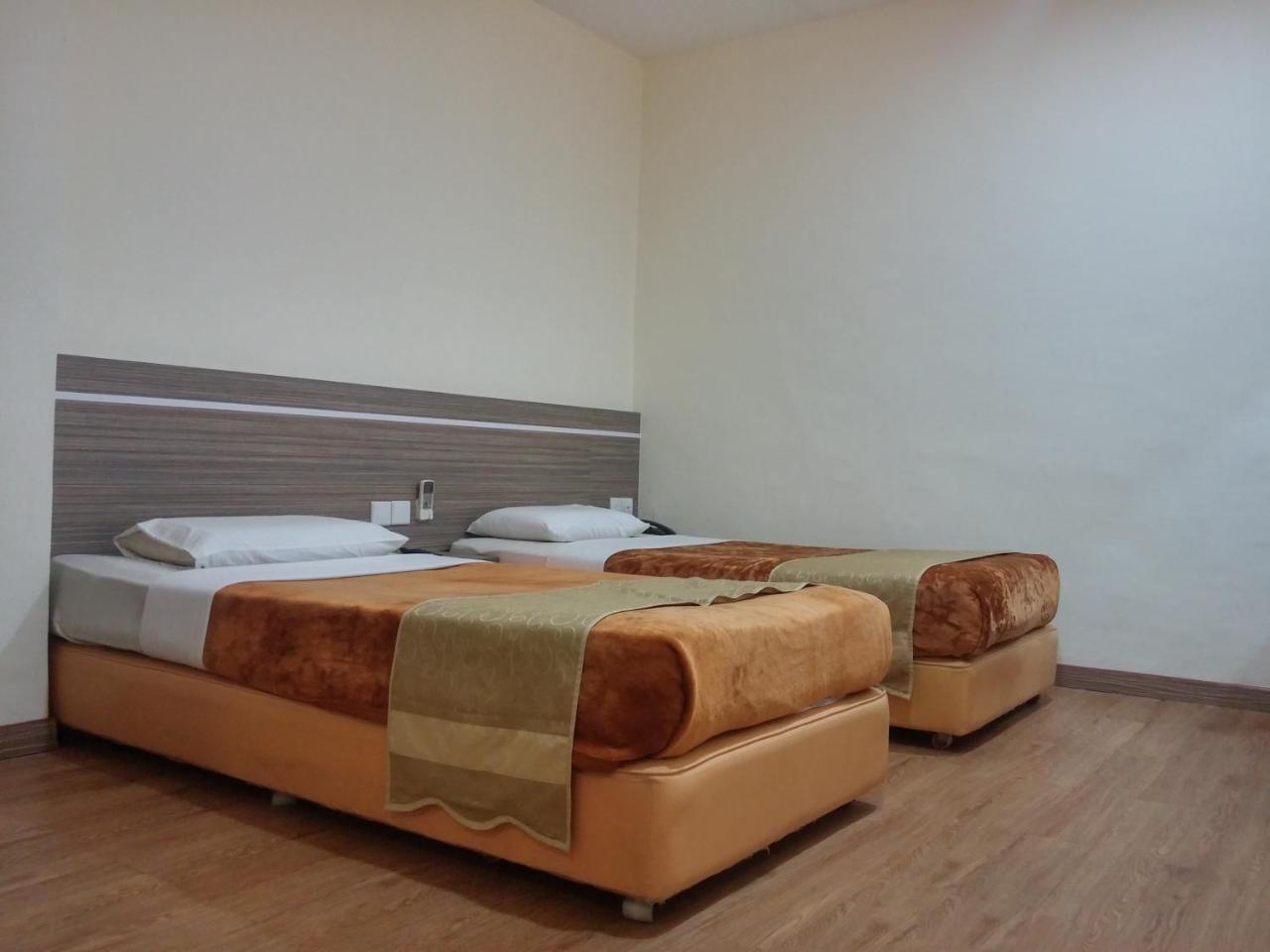 King'S Hotel Nagoya Batam Exterior foto