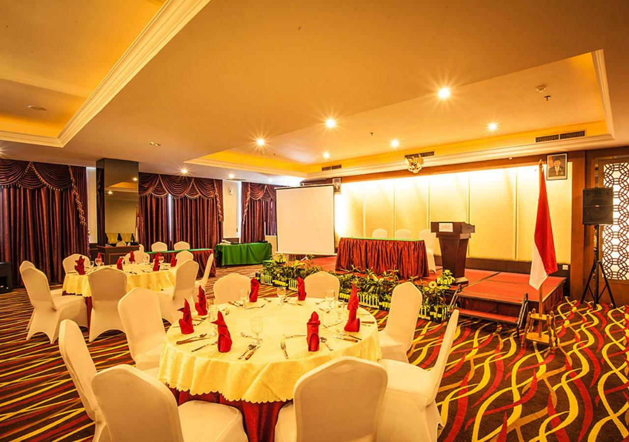King'S Hotel Nagoya Batam Exterior foto