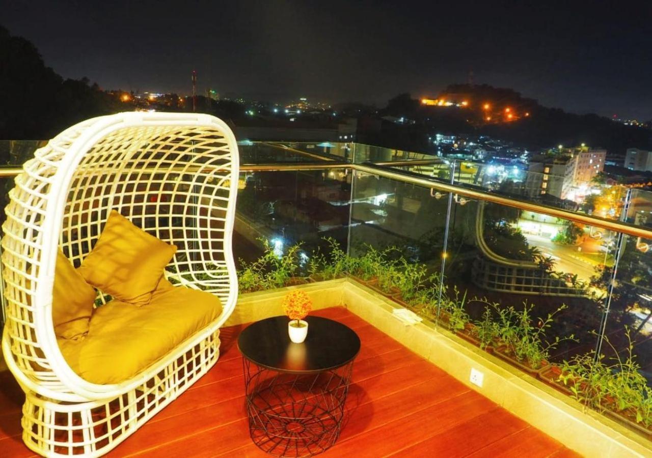 King'S Hotel Nagoya Batam Exterior foto